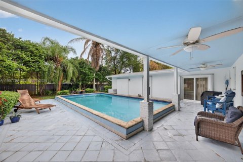 House in Homestead, Florida 4 bedrooms, 193.61 sq.m. № 2067030 - photo 17