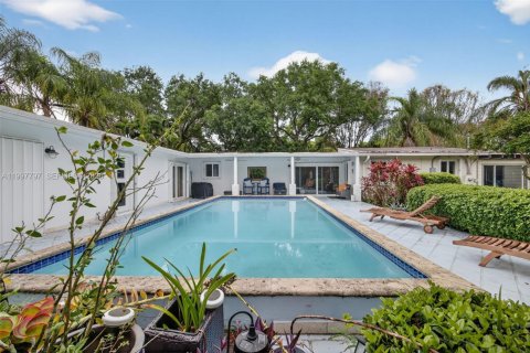 House in Homestead, Florida 4 bedrooms, 193.61 sq.m. № 2067030 - photo 10