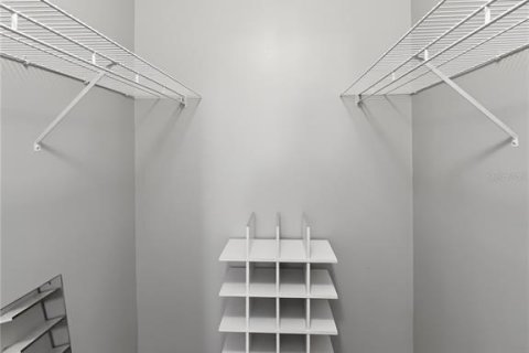 Condominio en alquiler en Sarasota, Florida, 1 dormitorio, 95.88 m2 № 2322807 - foto 10