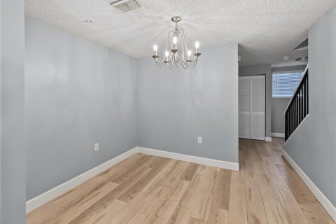 Condominio en alquiler en Sarasota, Florida, 1 dormitorio, 95.88 m2 № 2322807 - foto 4