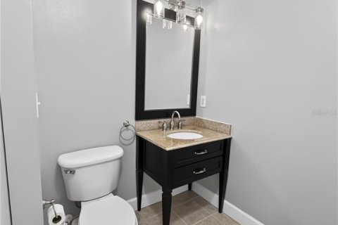 Condominio en alquiler en Sarasota, Florida, 1 dormitorio, 95.88 m2 № 2322807 - foto 6