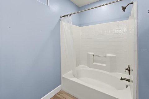 Condominio en alquiler en Sarasota, Florida, 1 dormitorio, 95.88 m2 № 2322807 - foto 13