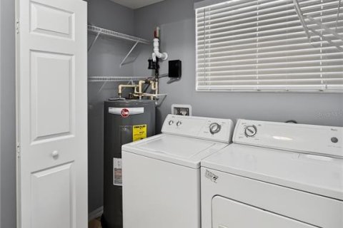 Condominio en alquiler en Sarasota, Florida, 1 dormitorio, 95.88 m2 № 2322807 - foto 12