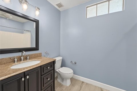 Condominio en alquiler en Sarasota, Florida, 1 dormitorio, 95.88 m2 № 2322807 - foto 11