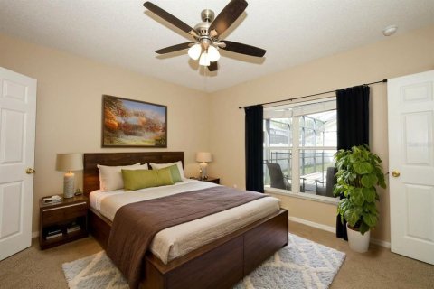 House in Orlando, Florida 4 bedrooms, 177.35 sq.m. № 1872895 - photo 24