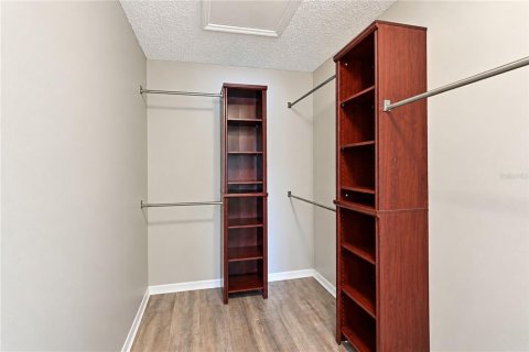 Condo in Bradenton, Florida, 2 bedrooms  № 2414097 - photo 25