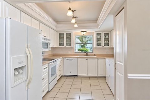 Condo in Bradenton, Florida, 2 bedrooms  № 2414097 - photo 8