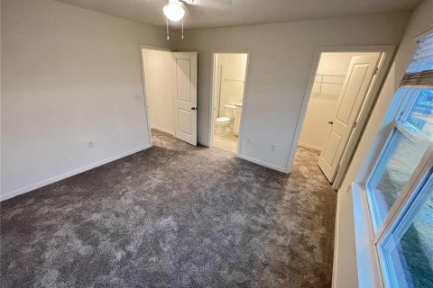 Снять в аренду таунхаус в Дэвенпорт, Флорида 3 спальни, 134.34м2, № 1759384 - фото 5