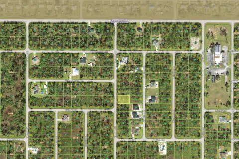 Land in Port Charlotte, Florida № 2159947