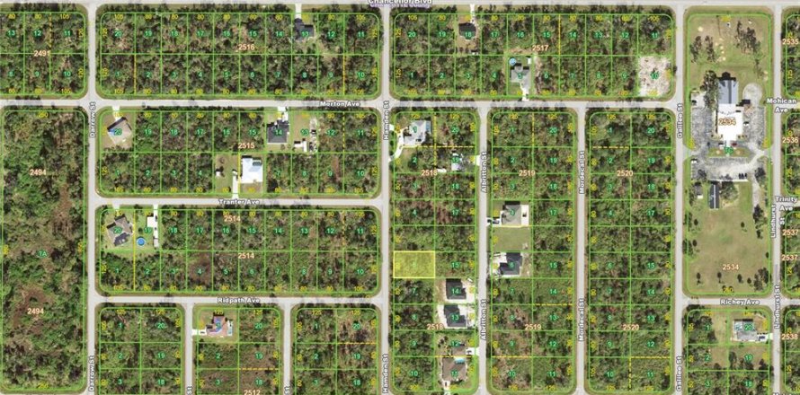 Land in Port Charlotte, Florida № 2159947