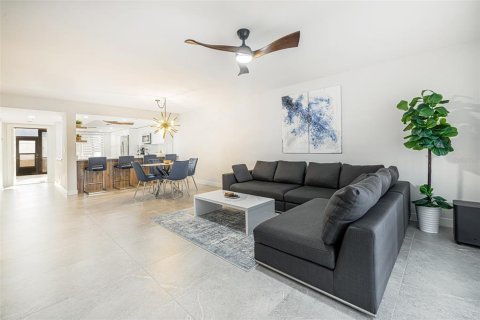 Condominio en alquiler en Fort Myers, Florida, 3 dormitorios, 124.12 m2 № 1593009 - foto 25