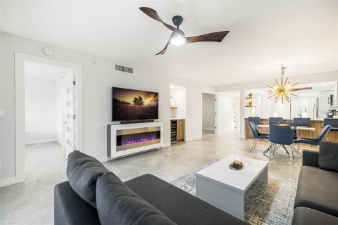 Condominio en alquiler en Fort Myers, Florida, 3 dormitorios, 124.12 m2 № 1593009 - foto 26