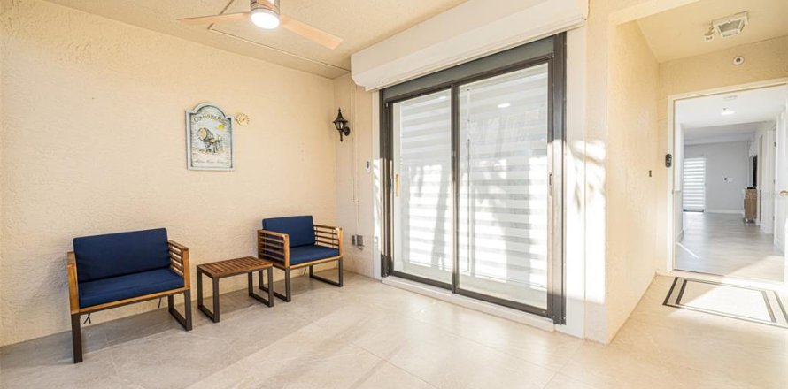 Condo à Fort Myers, Floride, 3 chambres № 1593009