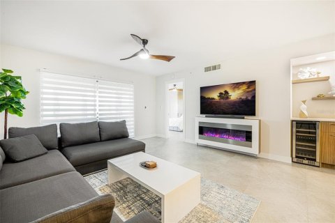 Condominio en alquiler en Fort Myers, Florida, 3 dormitorios, 124.12 m2 № 1593009 - foto 28