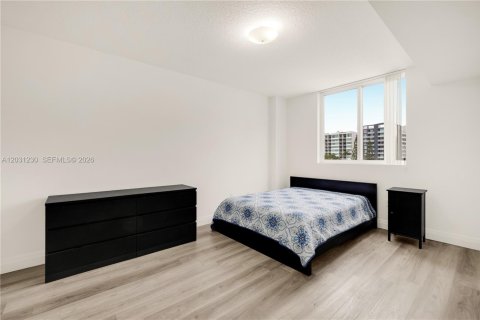 Copropriété à louer à Miami, Floride: 3 chambres, 106.47 m2 № 2192661 - photo 9