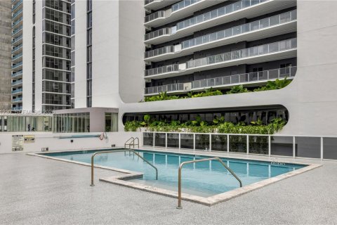 Copropriété à louer à Miami, Floride: 3 chambres, 106.47 m2 № 2192661 - photo 20
