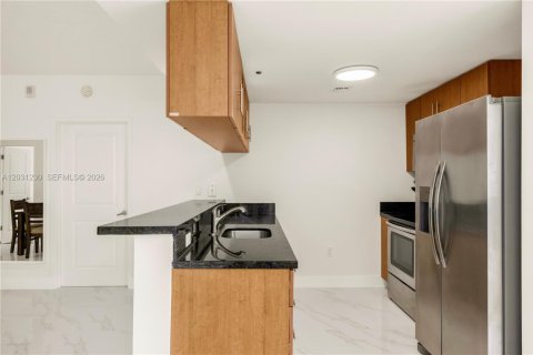 Copropriété à louer à Miami, Floride: 3 chambres, 106.47 m2 № 2192661 - photo 5