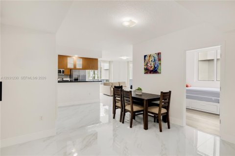 Copropriété à louer à Miami, Floride: 3 chambres, 106.47 m2 № 2192661 - photo 7