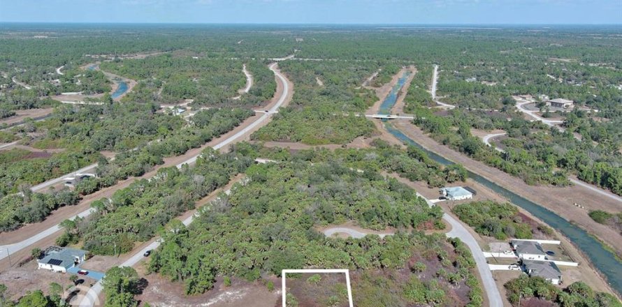 Land in North Port, Florida № 2163959