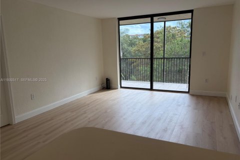 Condominio en alquiler en Lauderhill, Florida, 2 dormitorios, 100.8 m2 № 1989225 - foto 4