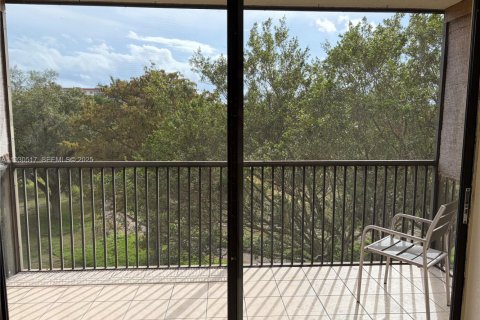 Condominio en alquiler en Lauderhill, Florida, 2 dormitorios, 100.8 m2 № 1989225 - foto 5