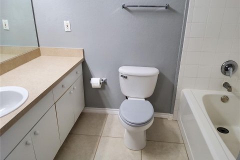 Copropriété à vendre à Tampa, Floride: 2 chambres, 105.91 m2 № 2330640 - photo 6
