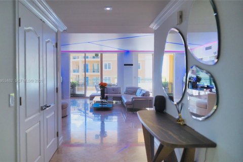 Copropriété à vendre à Hollywood, Floride: 3 chambres, 248.14 m2 № 2010600 - photo 4