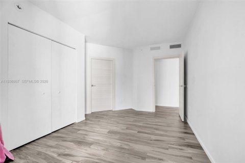 Купить кондоминиум в Майами, Флорида 2 спальни, 107.02м2, № 2053669 - фото 24