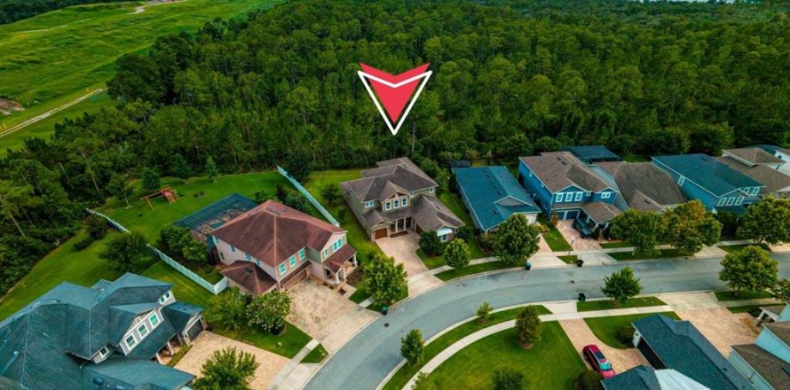Villa ou maison à Winter Garden, Floride 6 chambres, 383.13 m2 № 2200435