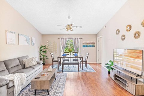 House in Winter Haven, Florida 3 bedrooms, 112.78 sq.m. № 1821215 - photo 4