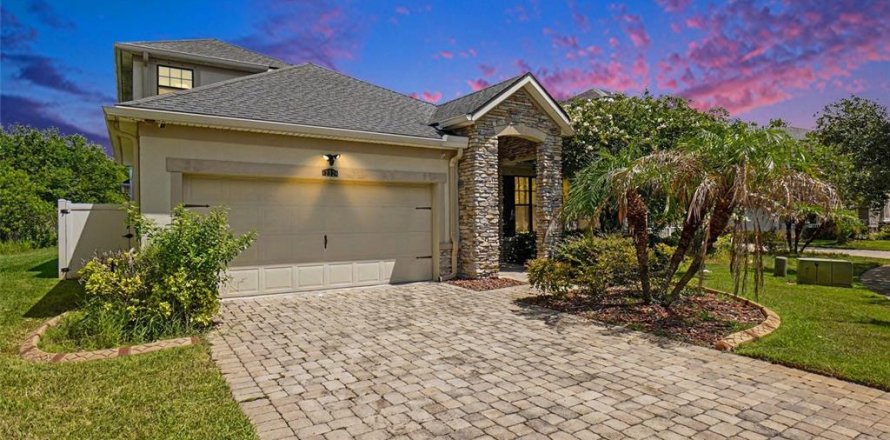 House in Riverview, Florida 4 bedrooms, 259.48 sq.m. № 2234279