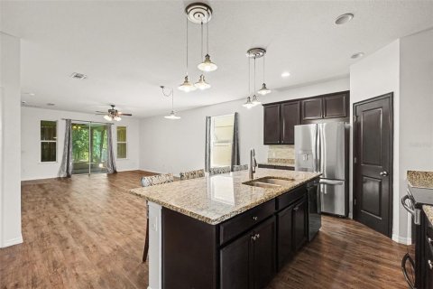 House in Riverview, Florida 4 bedrooms, 259.48 sq.m. № 2234279 - photo 7