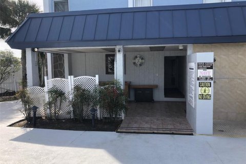 Condominio en venta en New Port Richey, Florida, 1 dormitorio, 66.43 m2 № 1613703 - foto 27