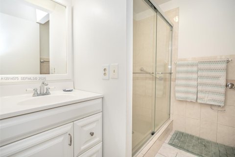 Adosado en venta en Doral, Florida, 3 dormitorios, 159.05 m2 № 2076290 - foto 20