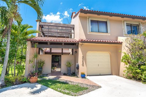 Adosado en Doral, Florida 3 dormitorios, 159.05 m2 № 2076290