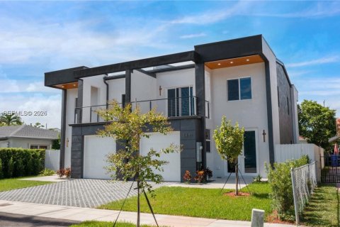 Touwnhouse à Miami, Floride 3 chambres, 172.05 m2 № 2168459
