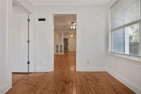 Apartamento en alquiler en Tampa, Florida, 2 dormitorios, 140.28 m2 № 2119033 - foto 3