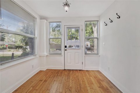 Apartamento en alquiler en Tampa, Florida, 2 dormitorios, 140.28 m2 № 2119033 - foto 2
