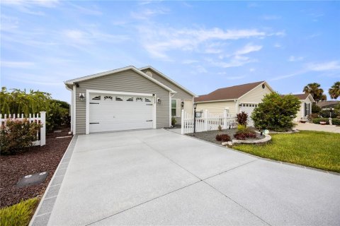 Villa ou maison à The Villages, Floride 2 chambres, 124.21 m2 № 2358506