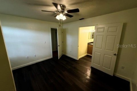 Condominio en venta en Gainesville, Florida, 2 dormitorios, 88.26 m2 № 2211347 - foto 8