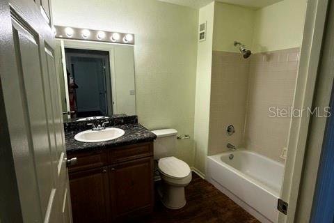 Condominio en venta en Gainesville, Florida, 2 dormitorios, 88.26 m2 № 2211347 - foto 9