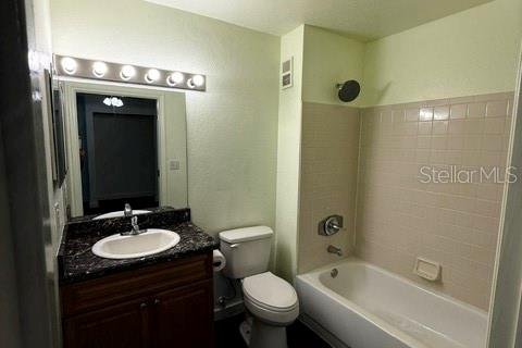 Condominio en venta en Gainesville, Florida, 2 dormitorios, 88.26 m2 № 2211347 - foto 6