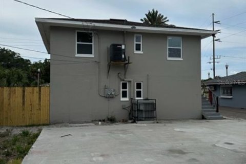 Apartment in Saint Petersburg, Florida 2 bedrooms, 156.08 sq.m. № 2238982 - photo 10