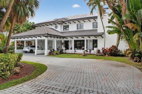 House in Miami, Florida 7 bedrooms, 627.09 sq.m. № 1957033 - photo 7