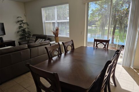 Townhouse in Kissimmee, Florida 3 bedrooms, 167.04 sq.m. № 2211834 - photo 17