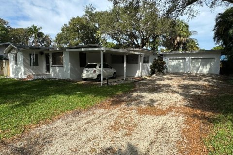 House in Fort Lauderdale, Florida 2 bedrooms, 115.94 sq.m. № 1989691 - photo 13
