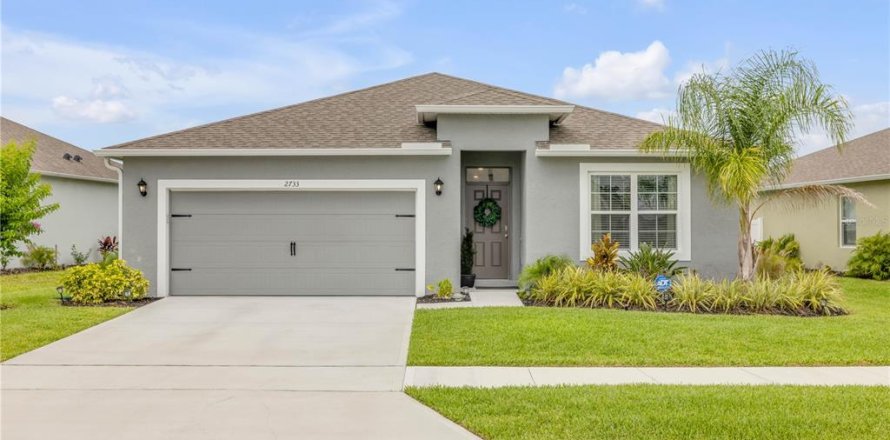 House in New Smyrna Beach, Florida 4 bedrooms, 172.33 sq.m. № 1771609