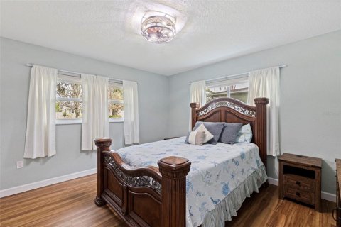 House in Seminole, Florida 3 bedrooms, 115.11 sq.m. № 1812711 - photo 20