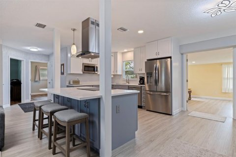House in Seminole, Florida 3 bedrooms, 115.11 sq.m. № 1812711 - photo 7