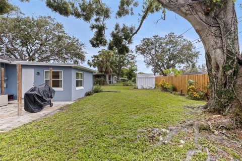 House in Seminole, Florida 3 bedrooms, 115.11 sq.m. № 1812711 - photo 29